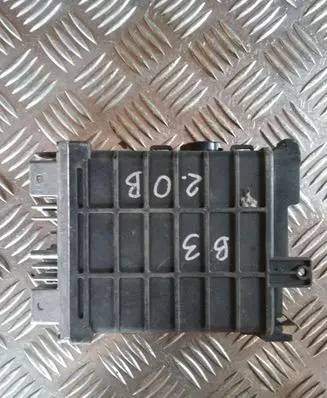 Volkswagen PASSAT B3 Engine control unit/module 0261200261 443907311B
