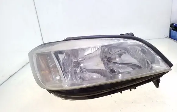 Opel Zafira A Headlight/headlamp 89100055