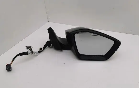 Skoda Octavia Mk4 Manual wing mirror 5E8857408