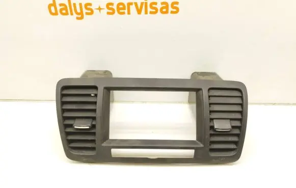 Subaru Legacy Radio/GPS head unit trim 