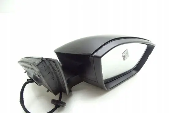 Skoda Scala Front door electric wing mirror