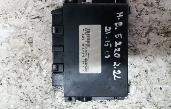 Mercedes-Benz E W210 Transfer box differential control unit A0215451332EGS51001 1346651