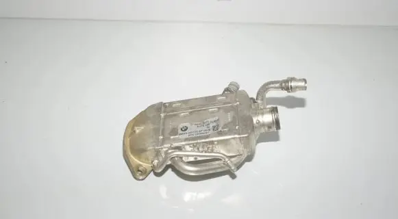 BMW X5 G05 EGR valve cooler 8576128 11718576128