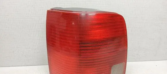 Volkswagen PASSAT B5 Rear/tail lights 3B9945111