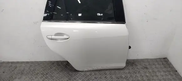 Mazda 6 Rear door