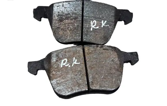 Volvo XC90 Brake pads (front) 