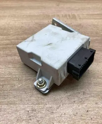 Toyota Avensis T250 Window wiper relay 150696 859400F010A