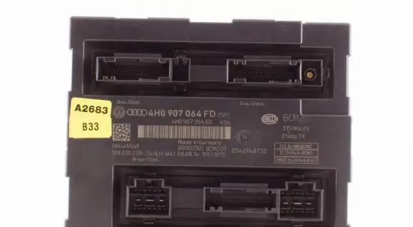 Audi A8 S8 D4 4H Comfort/convenience module 4H0907064FD 5DK01022836 4H0907064ED