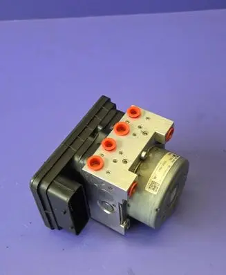 BMW M4 F82 F83 ABS Pump 8469017 8096587 10022016494