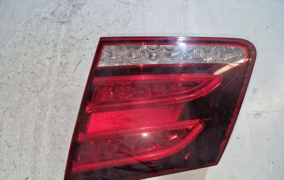 Mercedes-Benz E W212 Tailgate rear/tail lights A2129062203