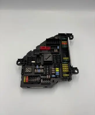 BMW X3 F25 Fuse module 9259468 89176936 06891980
