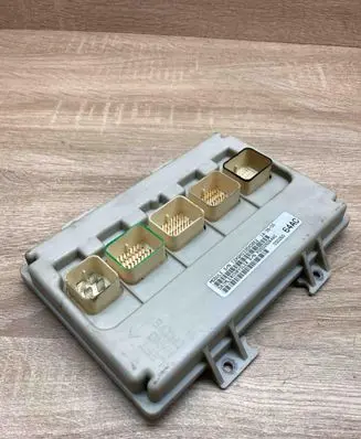 Chrysler Voyager Central body control module P05026064AC