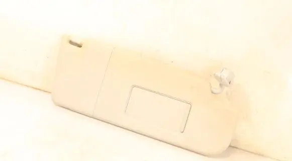 Sun visor clip/hook/bracket