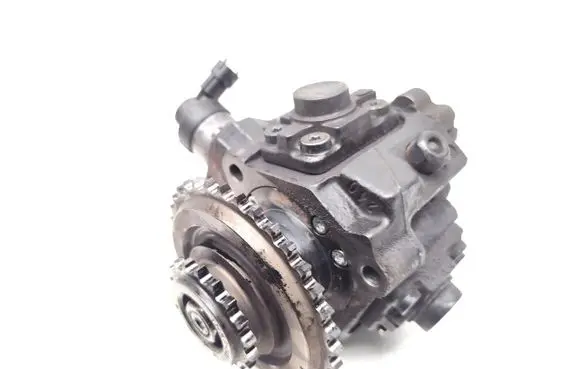 Hyundai i30 Fuel injection high pressure pump 331002A420 0445010206