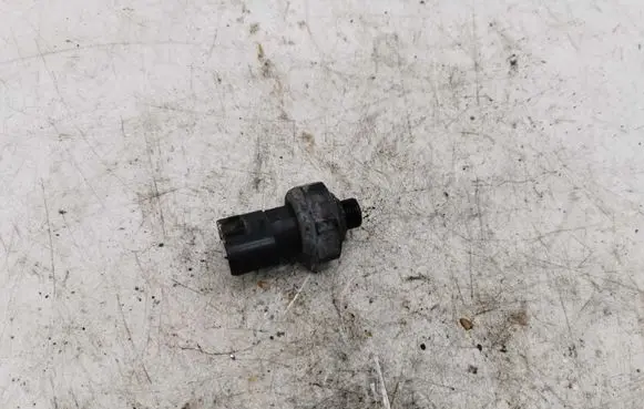 BMW 3 E46 Air conditioning (A/C) pressure sensor NOCODE