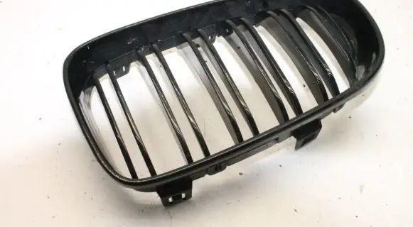BMW 1 E82 E88 Quarter panel pressure vent 