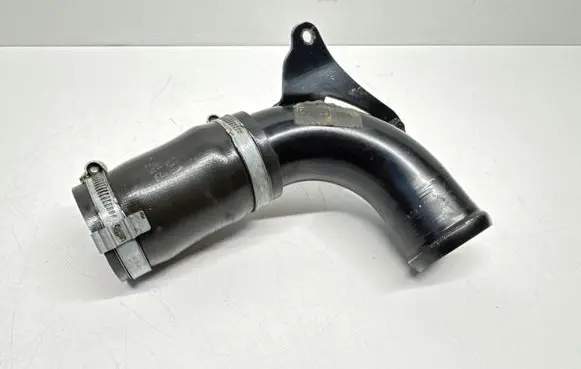 Volvo V50 Intercooler hose/pipe AV616C750AD