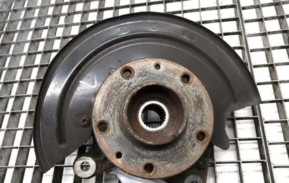 Dacia Duster II Front wheel hub spindle knuckle 