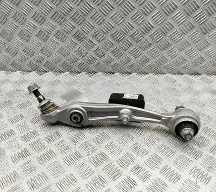 BMW X7 G07 Front lower control arm/wishbone 6878082