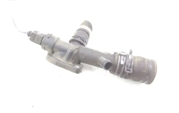Audi Q5 SQ5 Engine coolant pipe/hose 03L121132AC