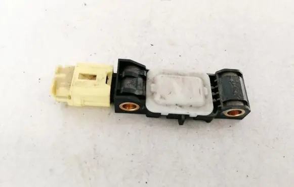 Nissan Almera N16 Airbag deployment crash/impact sensor