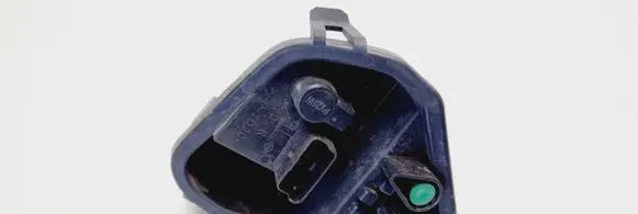 Renault Clio III Tail light bulb cover holder