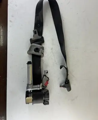 Mitsubishi Space Star Front seatbelt MR637363 0431129 1083463