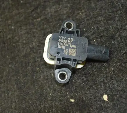 Audi A8 S8 D4 4H Airbag deployment crash/impact sensor 4H0955557
