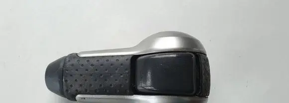 Nissan Qashqai Gear lever shifter trim leather/knob