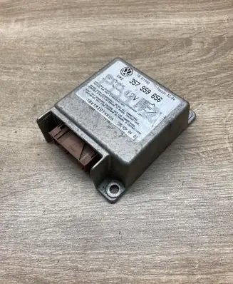 Volkswagen PASSAT B4 Airbag control unit/module 357959656