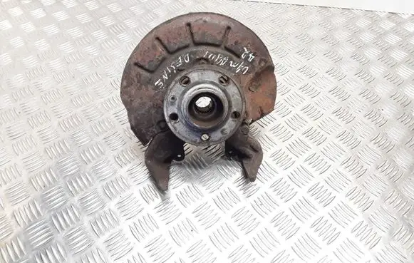 Audi A2 Front wheel hub