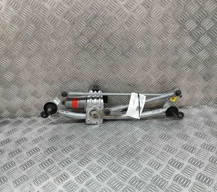Front wiper linkage and motor