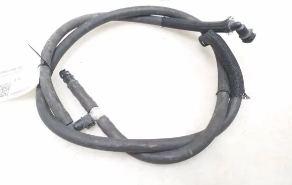 Audi Q7 4L Windshield washer fluid hose 