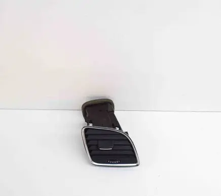 Audi Q3 8U Dashboard air vent grill cover trim 8U2820902B 8U2820902C