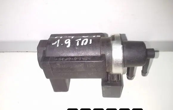 Audi A4 S4 B6 8E 8H Turbo solenoid valve 1900722903084E0906628