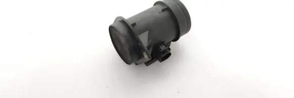 Volkswagen Golf III Mass air flow meter 074906461 71822101