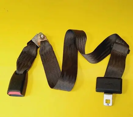 Suzuki Baleno EG Middle seatbelt (rear) 84986-60G1