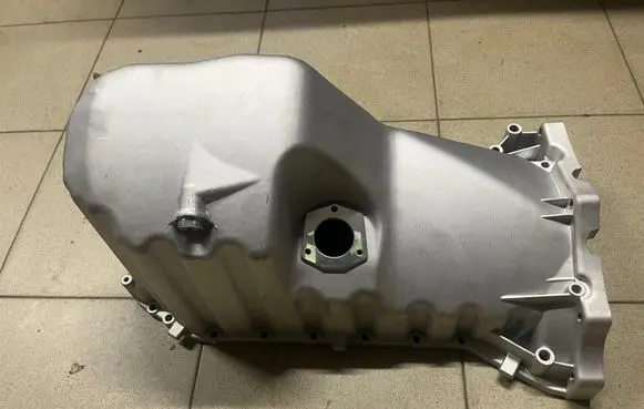 Volkswagen Crafter Oil sump 076103603f 076103601f