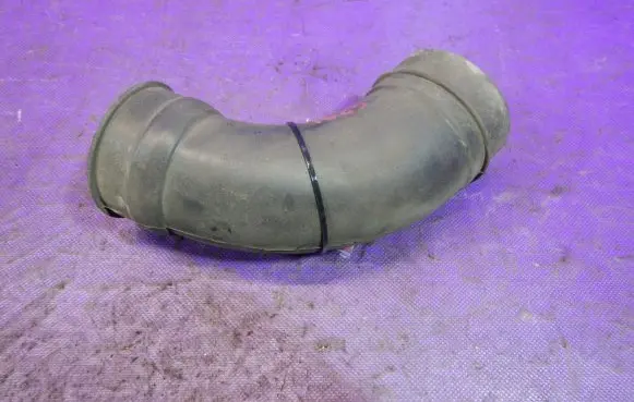 Renault Laguna III Air intake hose/pipe 8200724087A