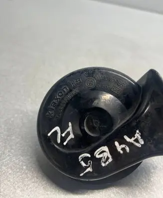 Volkswagen PASSAT B5.5 Horn signal ---
