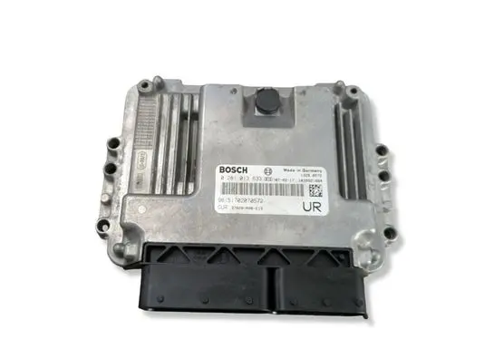 Honda CR-V Engine control unit/module ECU 0281013633 37820R06E15