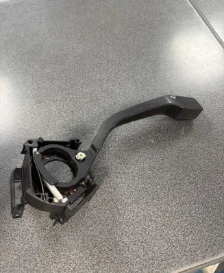 Volkswagen Golf II Wiper control stalk 357953519