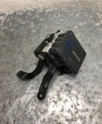 Ford Fiesta ABS Pump 8V512C405AEBILI 8V512C405AE