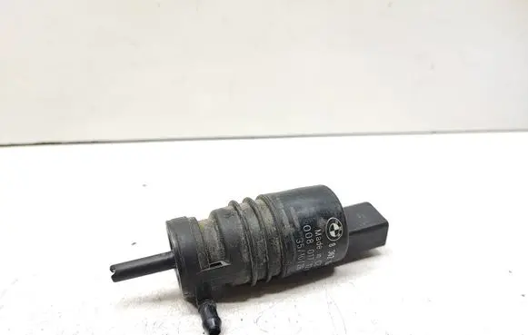 BMW X5 E70 Windscreen/windshield washer pump 8362154