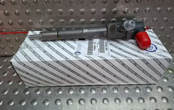 Fiat 500X Fuel injector S26337316 0445110614