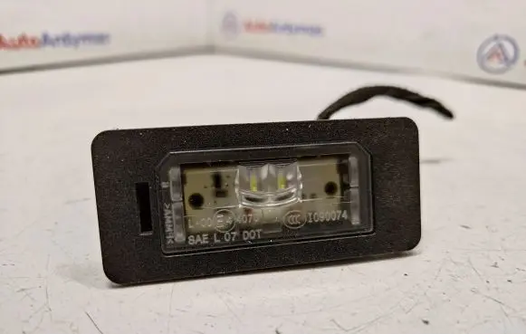 BMW 4 F32 F33 Number plate light 63267193293