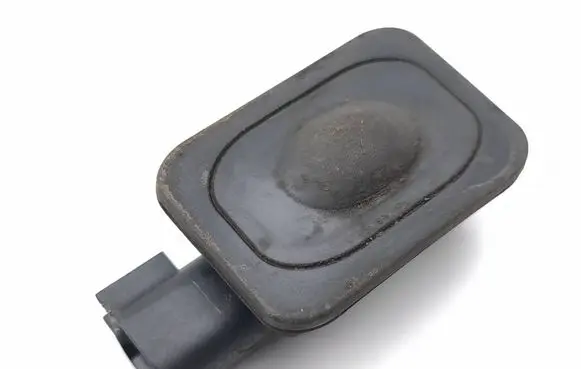 Land Rover Range Rover Evoque L551 Tailgate opening switch GX7314K147AA