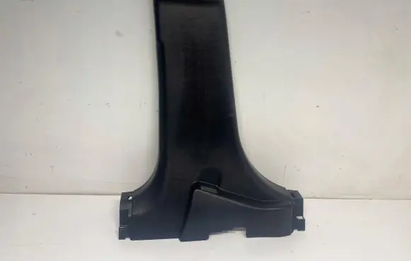 (B) pillar trim (top)