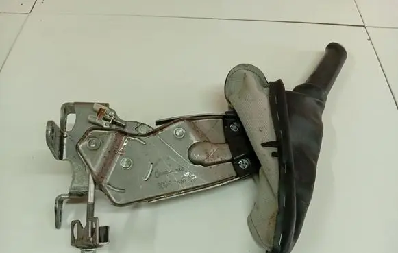 Renault Laguna III Handbrake/parking brake lever assembly 