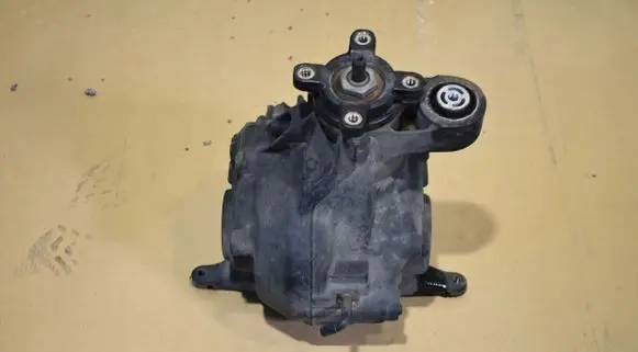 Mercedes-Benz GLE W167 Rear axle beam with reductor A1673506101555525